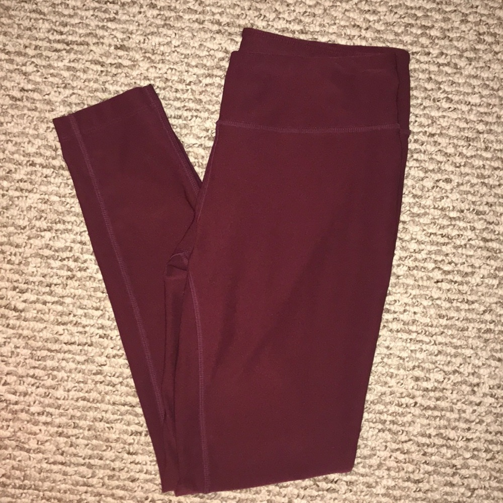 medium maroon leggings